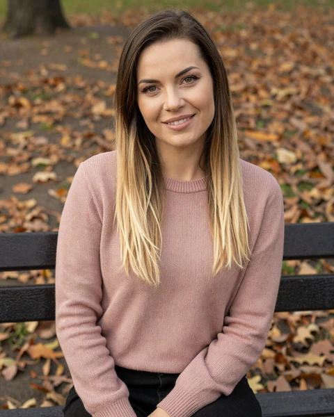 Oksana, 30, from Krakow - verified Polish woman seeking meaningful long-distance connection